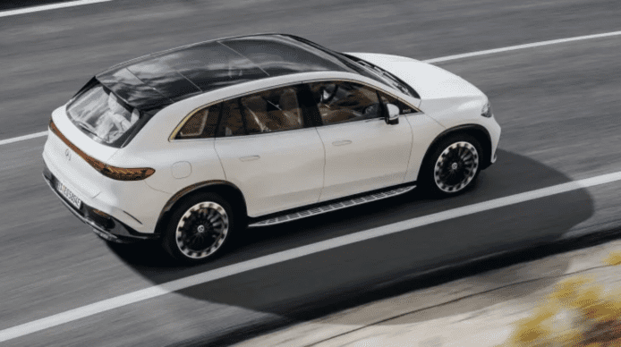 Benz 全新 EQS SUV 登場 官方稱能媲美 Model X 及 iX