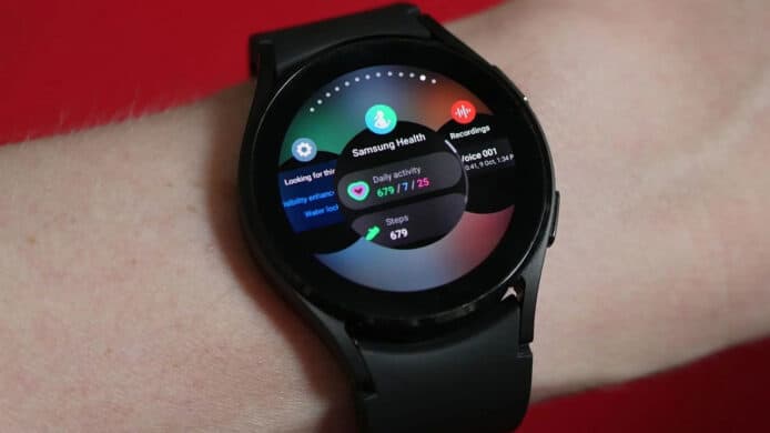 Galaxy Watch4 突然解除配對   用戶懷疑與 Google Assistant 有關