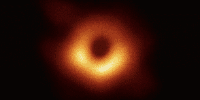 銀河系最大黑洞相片公開  人馬座 A*外型似冬甩