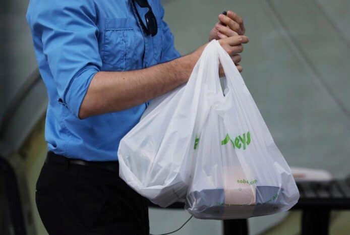 禁止用完即棄塑膠產品   加拿大立法年底生效