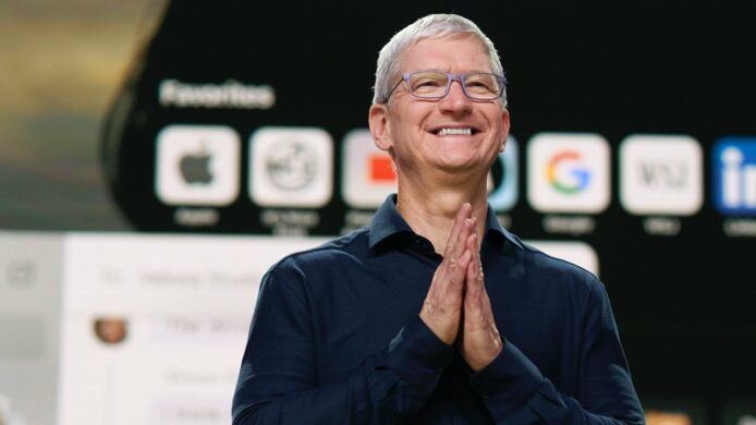 被問 Apple 會否進行大型收購 Tim Cook：不排除任何可能性