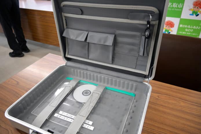 日本名取市引入定位手提箱　附帶 AirTag 用作攜帶個人資料