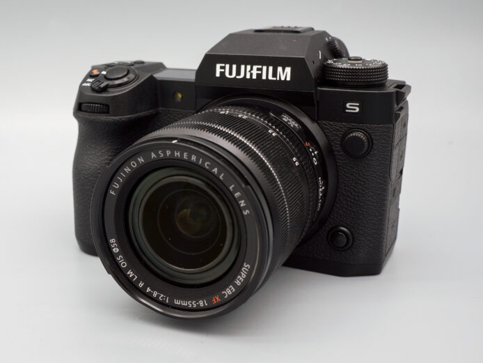 【評測】Fujifilm X-H2S 旗艦級 APS-C 數碼相機    出色對焦 + 追焦 + 連拍 + 防手震