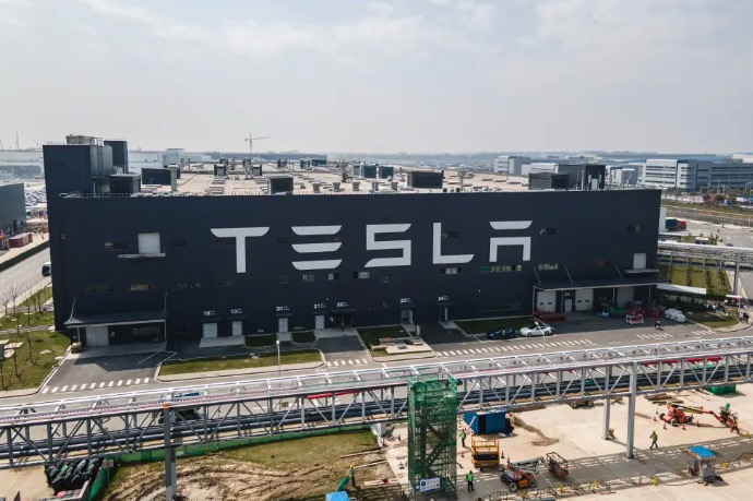 Tesla AI 部門主管宣布辭職     全自動駕駛系統或延遲開發