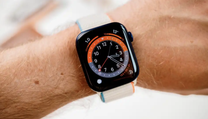 傳 Apple Watch 8 Pro 為極限運動版本  手錶或用全新長方形設計