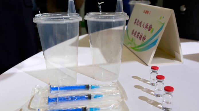 全球首款吸入式新冠疫苗   獲中國當局批准緊急使用