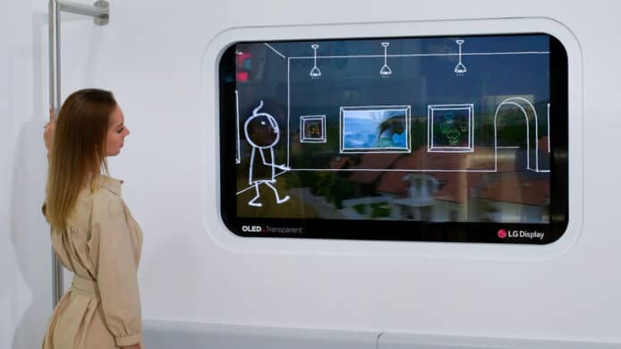 LG 展出透明 OLED 屏幕   可用於地鐵車廂取代車窗