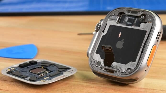 Apple Watch Ultra 拆解   揭電池容量接近 Series 8 兩倍