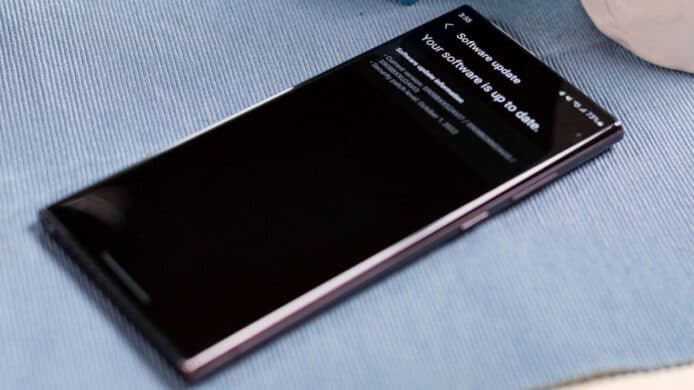 無縫更新功能推出 6 年   Samsung 手機明年終於引進
