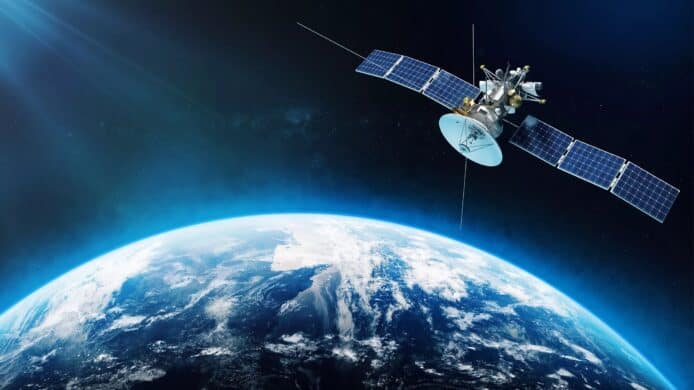 退役衛星必須 5 年內返回地球　美國新規則希望解決太空垃圾問題