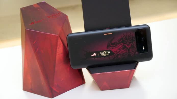 【評測】ROG Phone 6 Diablo Immortal 特別版　外形　手感　配件開箱評測