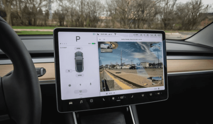Tesla 有望重開「行車記錄儀」   運輸署計劃年內修例諮詢立法會
