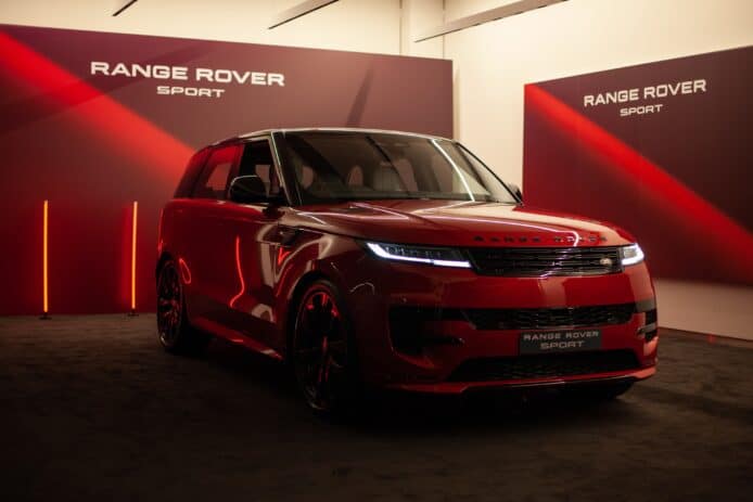 Land Rover 三代 Range Rover Sport 抵港  簡約貴氣外形 + 搭載頂尖科技