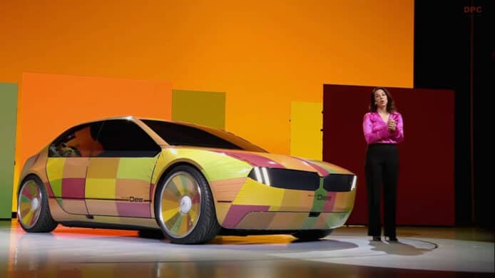 BMW 展示概念設計   車身以 E-Ink 技術覆蓋可任意變色