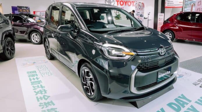 Toyota 全新 SIENTA 7 座 MPV 到港   混能版耗油低至 25.6km/L