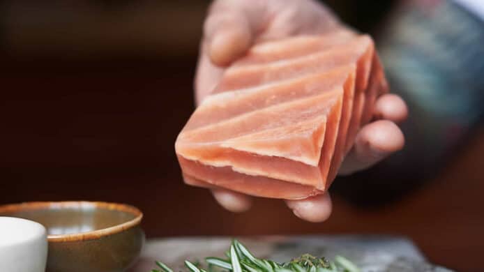 加拿大公司研發素食三文魚肉   100% 植物製造味道幾可亂真