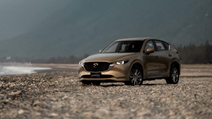 Mazda 北美 CEO：不需要長里程電動車   充電設施是必須