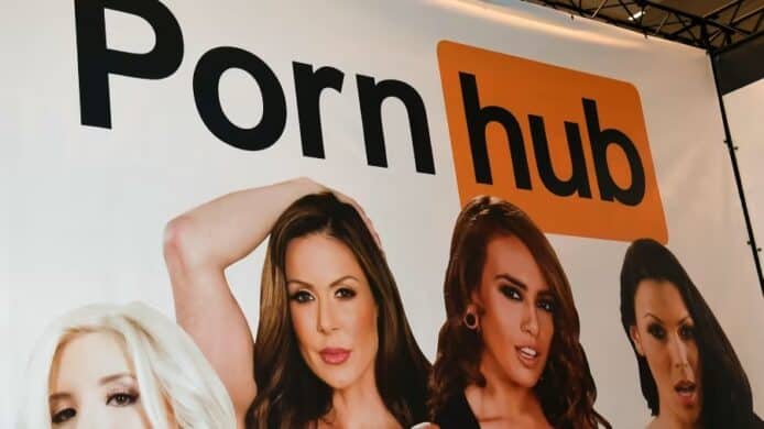 Pornhub 母公司被收購　新東主有意解決各種相關法律爭議