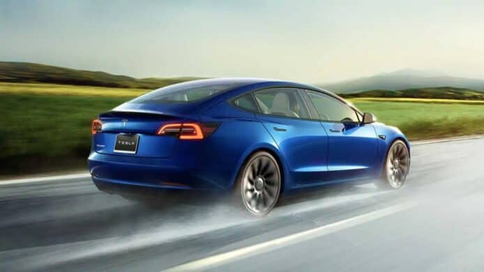 Tesla Model 3 右軚新車型   634km 長續航後驅專攻商務市場