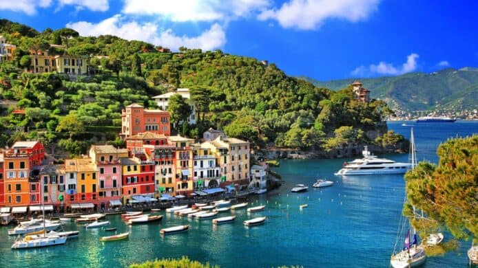 意大利著名旅遊小鎮立法   自拍太久阻礙他人將罰款 275 歐元