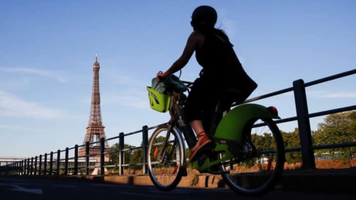 法國推動國民多用單車   改善道路基建提供購買資助