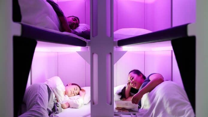 紐西蘭航空推出舒眠艙   長途航班經濟位可躺平睡覺