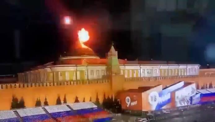 克里姆林宮夜間遇襲  無人機爆炸  俄方：疑有人刺殺普京