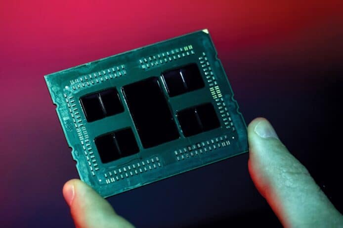 傳 Microsoft 與 AMD 合作開發 AI 晶片　相關產品需求龐大