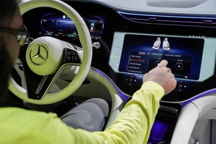 Mercedes-Benz 將導入 ChatGPT   同微軟合作語音指令功能 AI 化