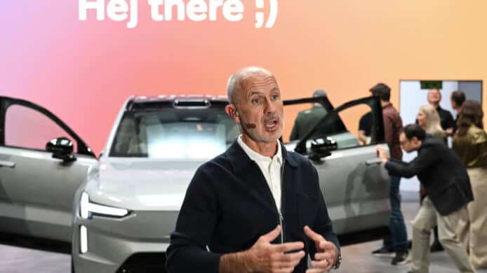 Volvo 專注開發自家技術   CEO 確認不會採用 Tesla 自動駕駛技術