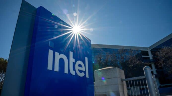 未獲中國政府監管批准    Intel 終止 54 億美元收購 Tower Semiconductor