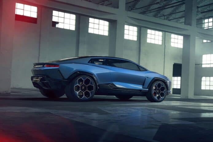 林寶堅尼全新電動概念車亮相　Lanzador 雙門 GT 將於 2028 年推出