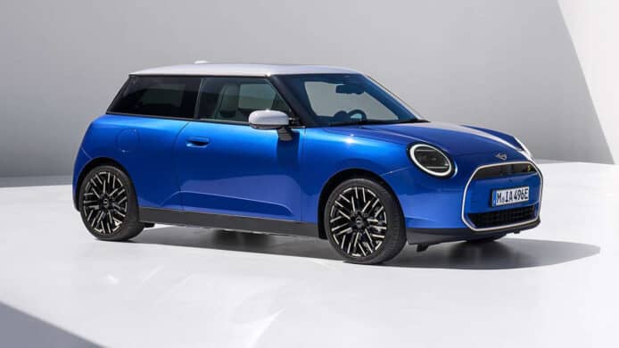 MINI 全面轉型電動車品牌   2025 Cooper E、SE 兩款新車發表