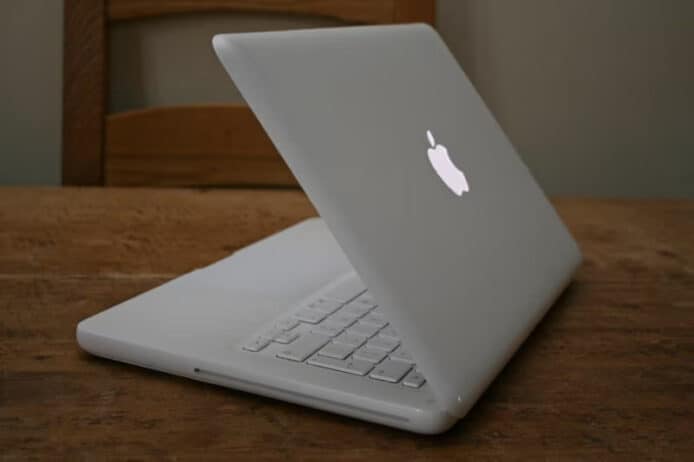 傳 Apple 有意開發平價 MacBook    或重推 12 吋 MacBook