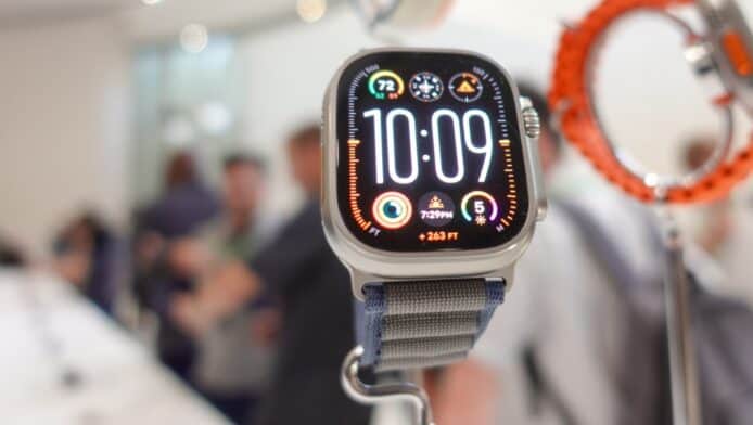 Apple Watch 9 / Ultra 2 美國現場實試    雙點手勢試用感 + Hermes 無皮革新料質感似布