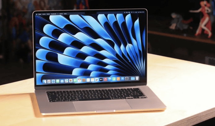 舊款 MacBook Pro 熒幕疑入塵致損壞    外媒：「2018 年起發售的 5 個型號受影響」