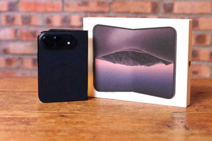 蘋果新款iPad Pro與盒子展示.