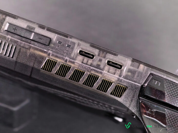 ROG XBOX Ally X20 接口特寫 ROG XBOX Ally X20 機身接口特寫.
