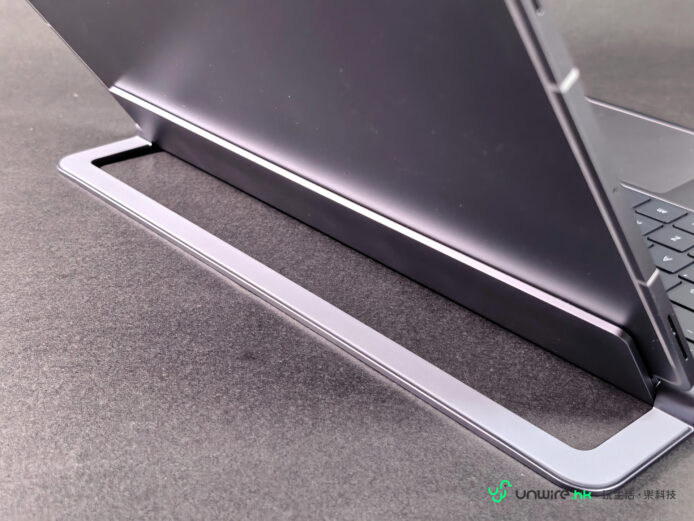 Samsung Galaxy Tab S12 Ultra Samsung Galaxy Tab S12 Ultra 充電底座.