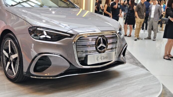 全新平治純電 GLC 與 C-Class 梅賽德斯-賓士純電車亮相展覽.
