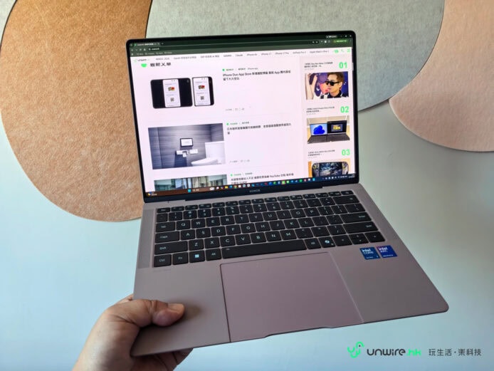 MacBook Air顯示器截圖 MacBook Air顯示器截圖,展示網站內容.