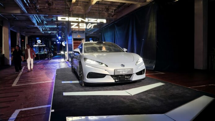 DENZA Z9GT 電動跑車展示.