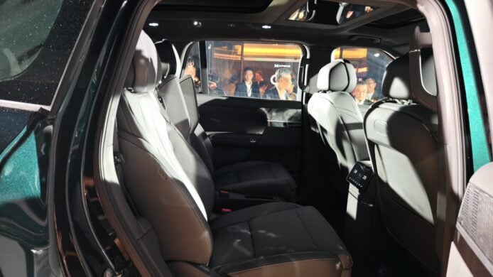 G9L 增程SUV 實拍內裝豪華座艙.