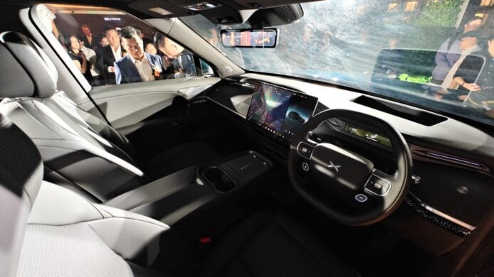 G9L 增程 SUV 內裝科技與豪華氛圍.