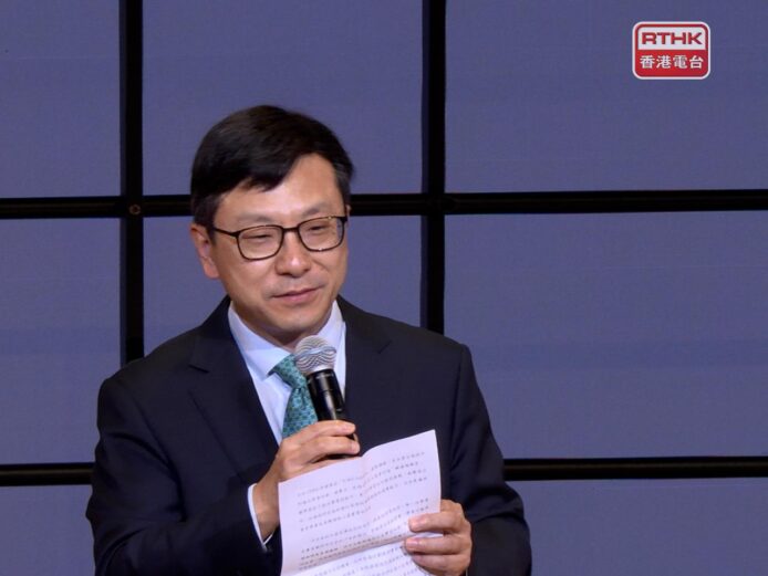 孫玉菡在電視節目中發言.