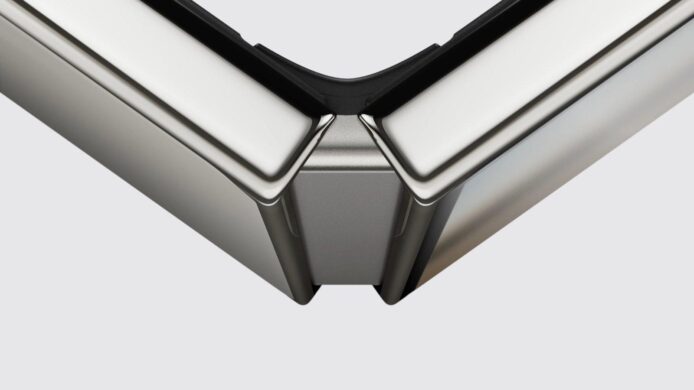 iPhone 14 Pro 折疊設計 IPhone 14 Pro 折疊設計與屏幕細節.